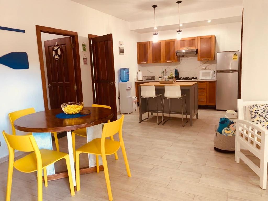 Lovely Beachfront 2 Bedrooms Condo With 2 Pools Лас-Терренас Екстер'єр фото